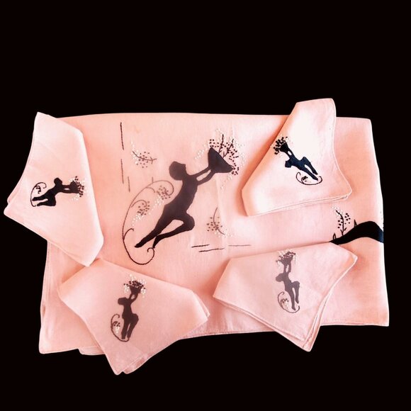 1930s Art Deco Embroidered Tablecloth & Napkins Leaping Silhouette Figures - Picture 4 of 16